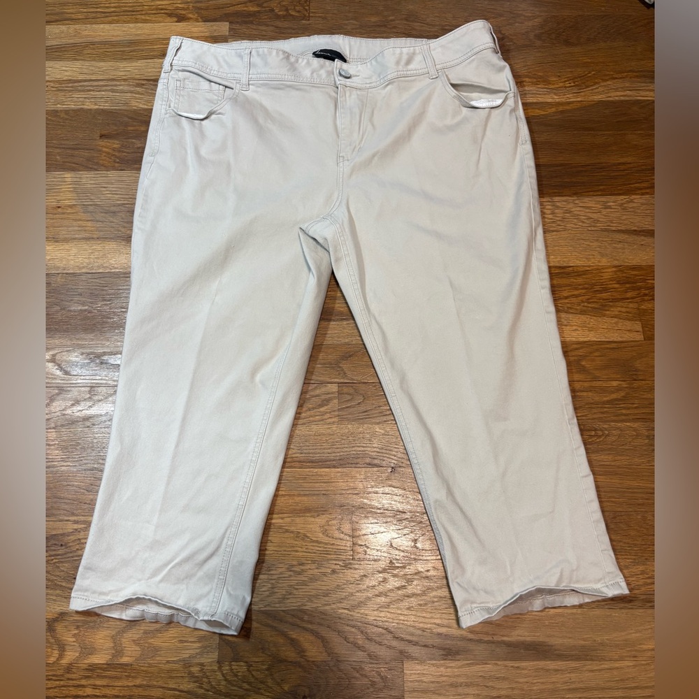 LANE BRYANT tan cropped jeans